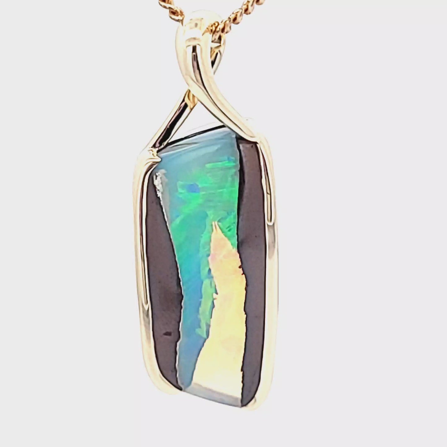 PIPE OPAL BOULDER PENDANT